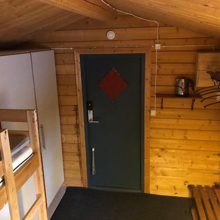 Timber Cottages With Jacuzzi And Sauna Near Lake Vaenern Karlstad Exterior foto